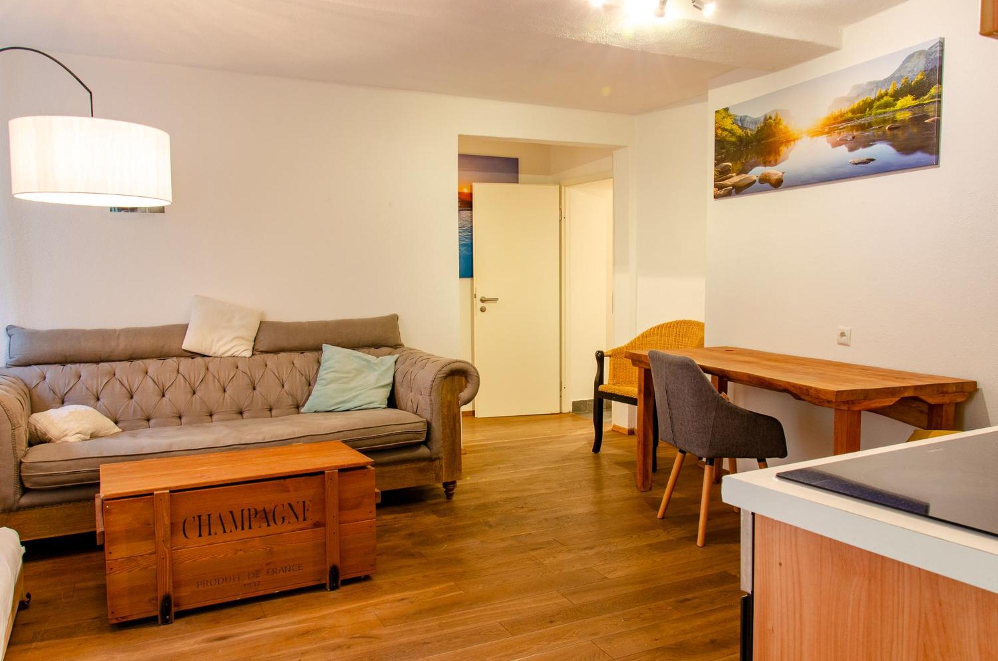 Roomerie Im Zentrum ซูลซ์บาค-โรเซนแบร์ก ภายนอก รูปภาพ